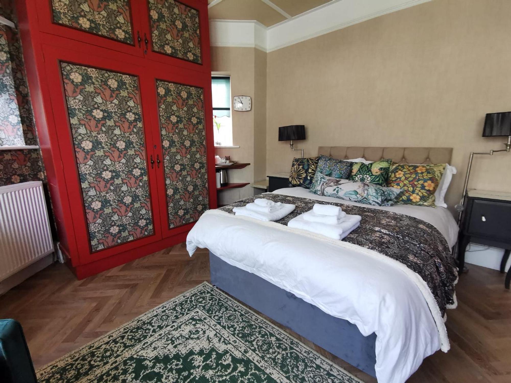 William Morris, Spacious Ground Floor Lux Double Bedroom Bexhill-on-Sea Exterior photo